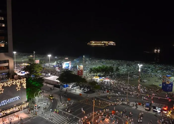 Studio Moderno Com Vista Privilegiada Para A Praia